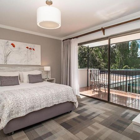 202 Hotel Boutique Angol Zewnętrze zdjęcie