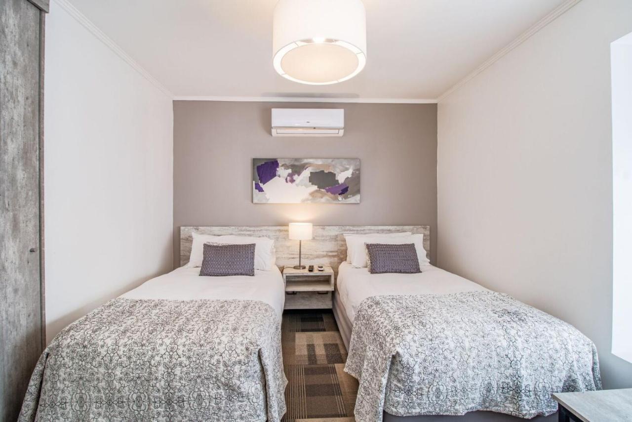 202 Hotel Boutique Angol Zewnętrze zdjęcie